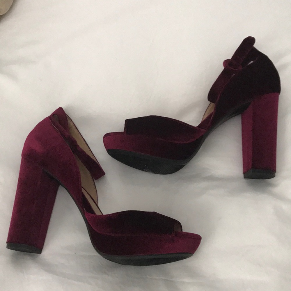 Nine West - Mary Jane Heel in Oxblood